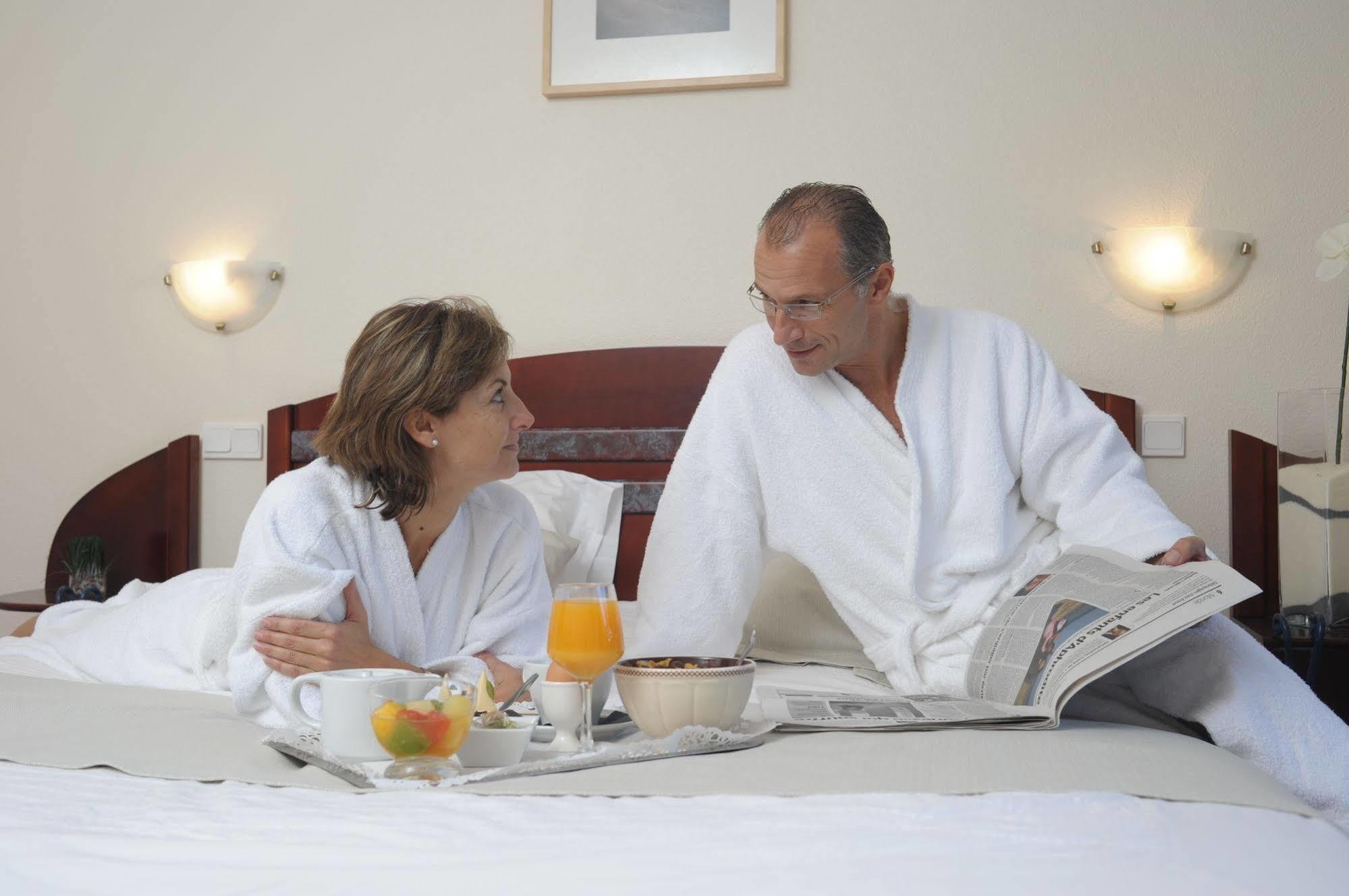 Hotel & Spa Vitalparc, The Originals Collection ラカノー エクステリア 写真